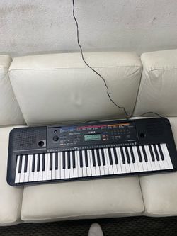 Yamaha Piano 🎹 Musical Keyboard E263