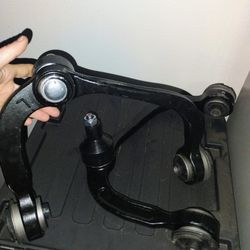 Upper Control Arms 2004-2016 Ford