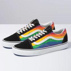 Women’s Rainbow Drip Old Skool Vans
