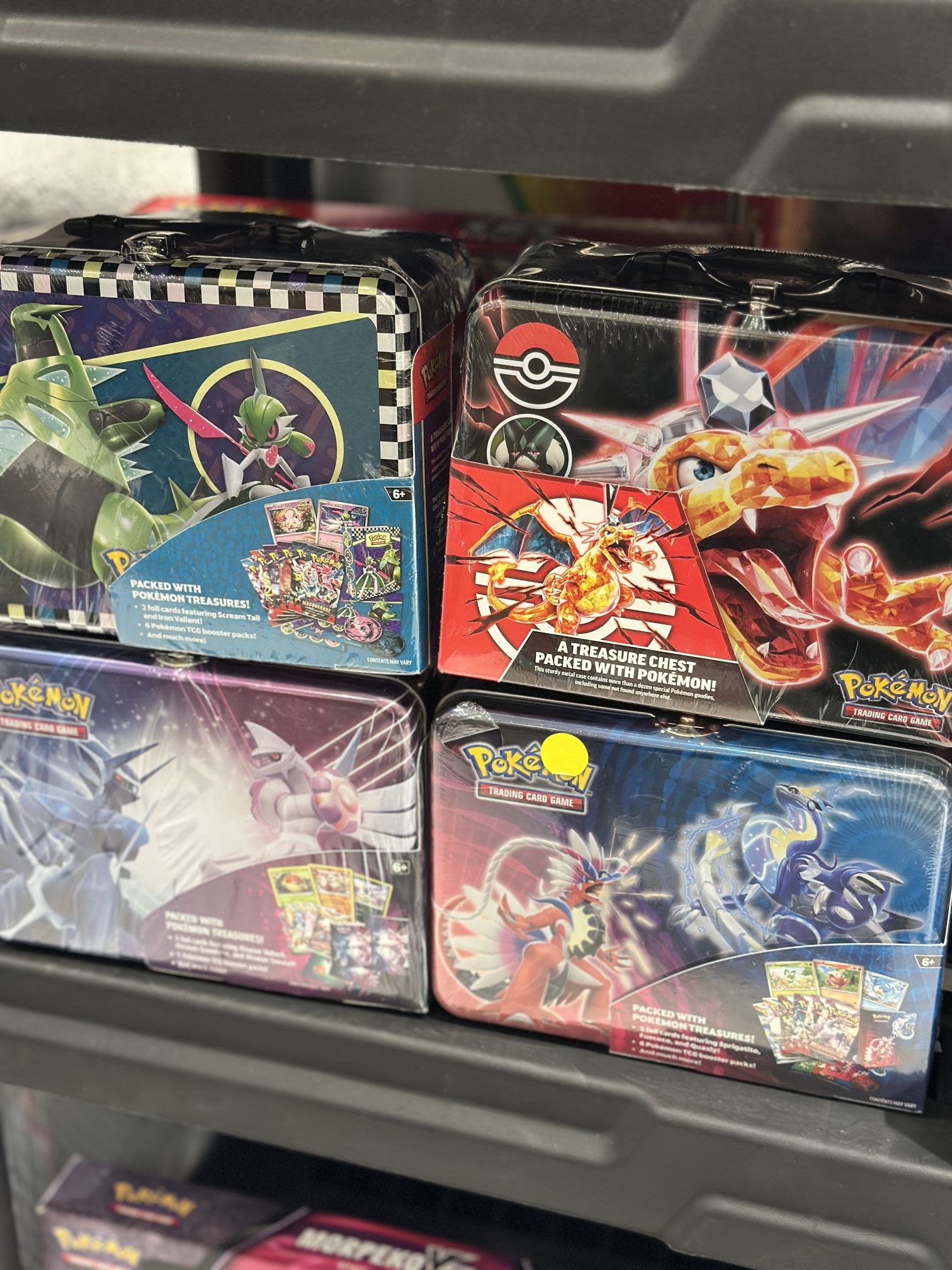 Pokemon Collector Chest 