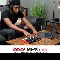 AKAI MPK MIDI CONTROLLER KEYBOARD $80 FINAL PRICE 