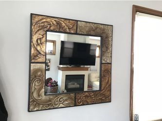 Pier 1 Mirror