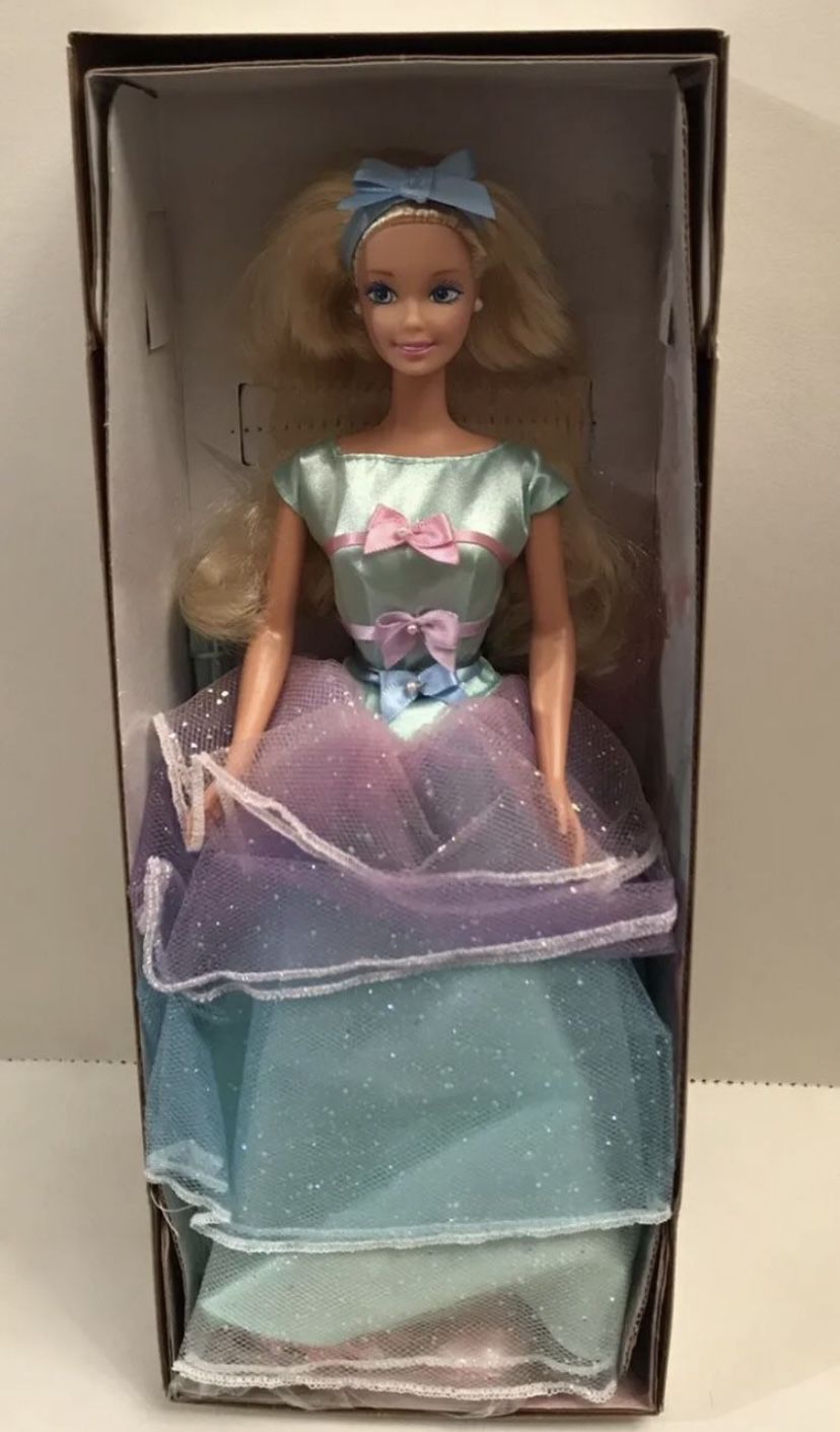 1997 Mattel Spring Tea Party Barbie Doll 