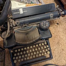 Type Writer