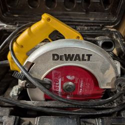 DW362 Corded Circular Saw