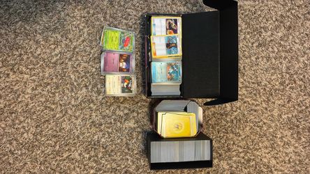 Over 2000 Pokemon cards