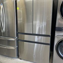 Samsung Bespoke 4 Door French Door Refrigerator With Beverage Center 