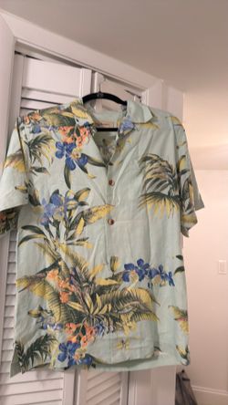 Tommy Bahama Men’s Shirt Small