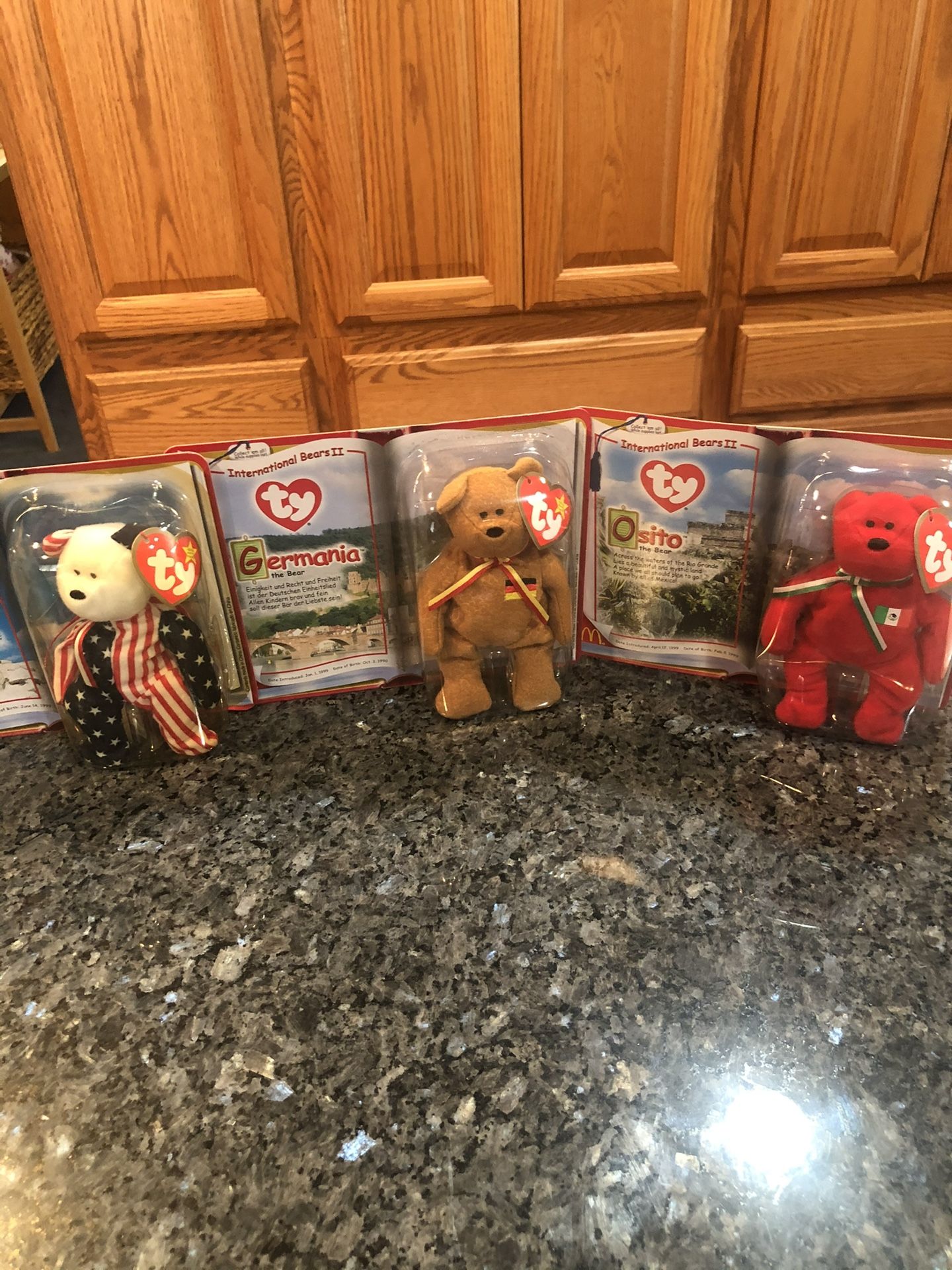 Vintage Rare McDonald’s “International Bears II” Ty Beanie Babies. Set of 3. Year 2000. Germania the Bear Osito Bear Spangle Bear Brand New