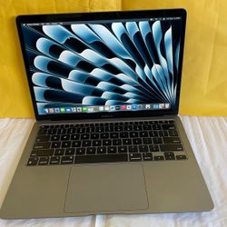 Apple MacBook Air 13 (2020 Model/ M1 chip) 8GB Memory 128GB storage like new  (100 % battery + Apple care +) 