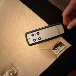  Ergomotion Reclining Queen Bed