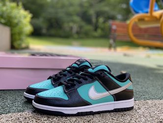 Nike Dunk SB High Diamond “Tiffany