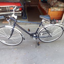 Schwinn Wayfarer Hybrid Bike