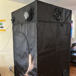 4 X 4 Gorilla Grow Tent w/ Everything You’d Need