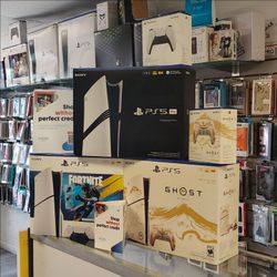 Ps5 pro ,ps5 disc bundle with extra controller on payments with $50 down to take home . Online financing before you come in available