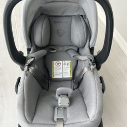 UPPAbaby Mesa Carseat & Base 
