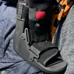 Ankle Brace Boot with Inflation
