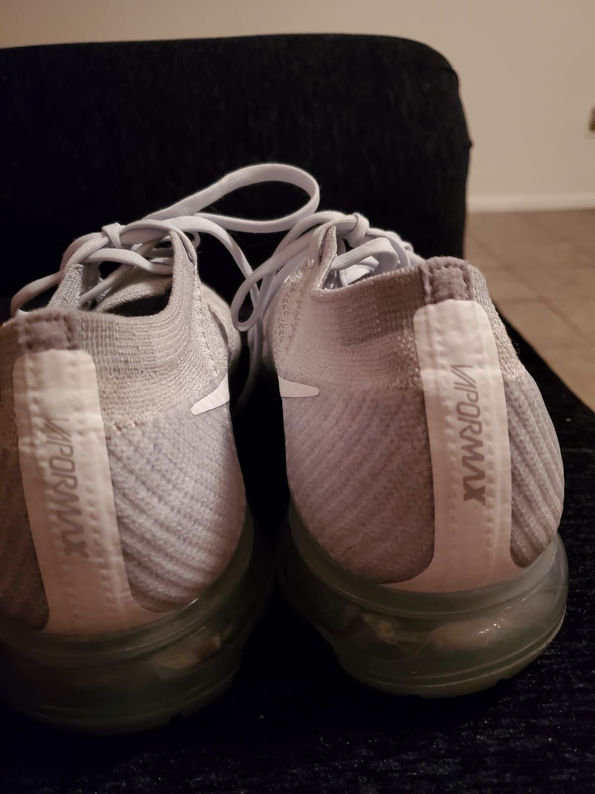 Tenis excelente condiciones solo 2 puestas