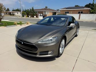 2015 Tesla Model S 70
