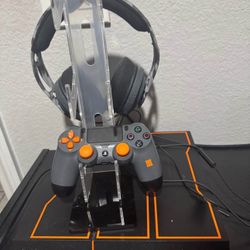 Call Of Duty PS4 And Controller 