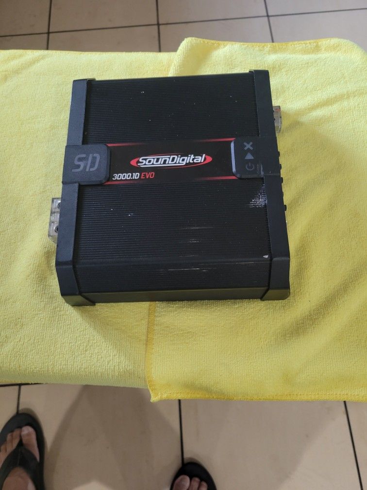 UN AMPLIFIER SOUNDIGITAL
