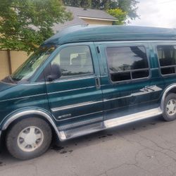 1996 Chevy G1500 Express