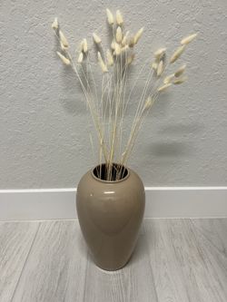 Vase - Beige Ceramic 
