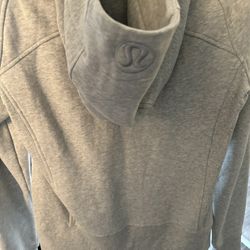 Lululemon Sweater 