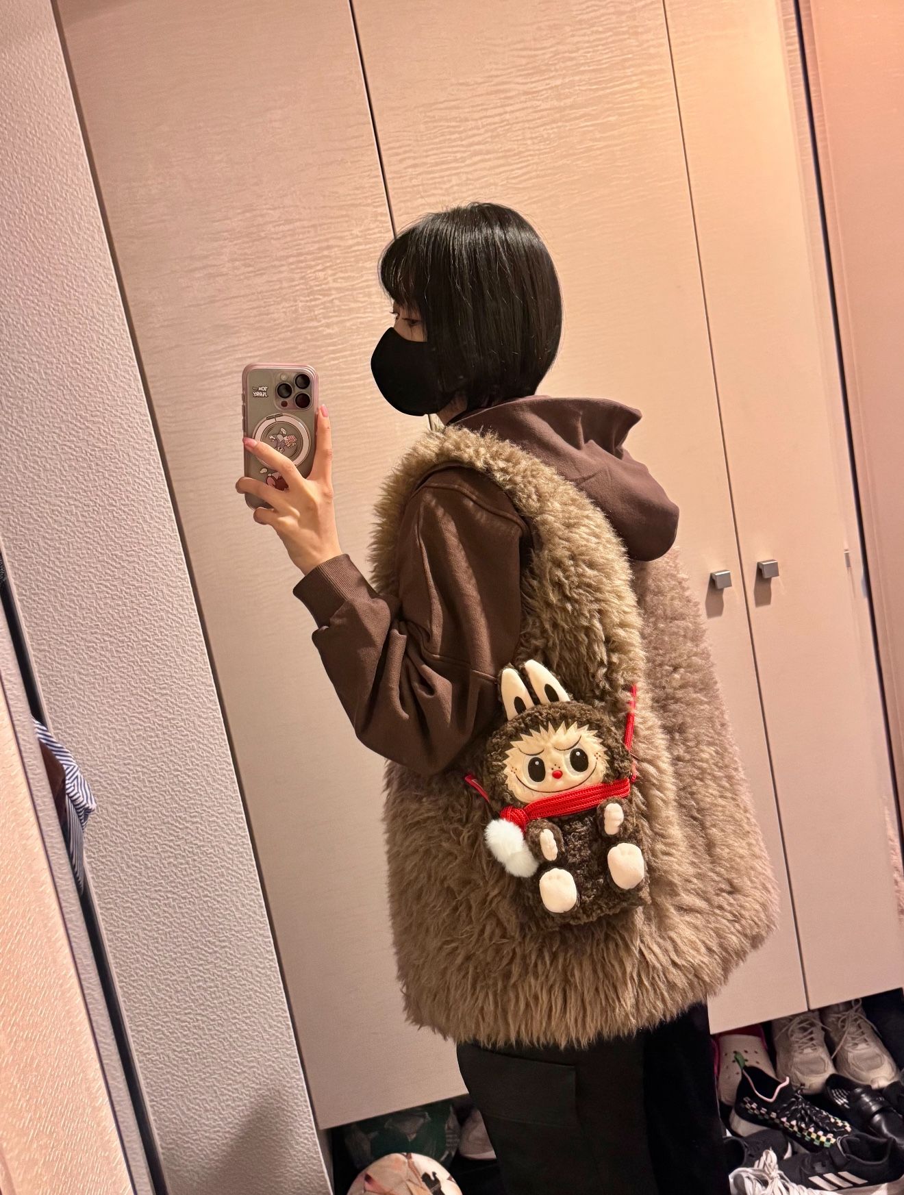 THE MONSTERS Classic Series-Plush Doll Shoulder Bag