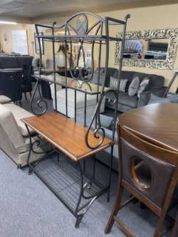 Summer Sale: Bakers Rack