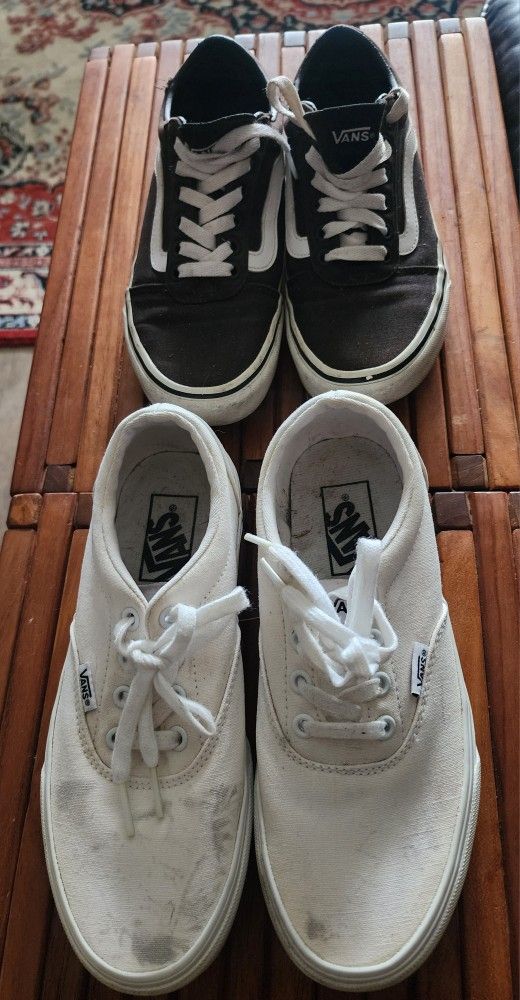 Lot x 2 Pairs Vans in Size 6.5 or 7 in Good Condition. Located in Venice by Shamrock Dr.