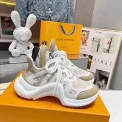 LOUIS VUITTON super versatile shoes