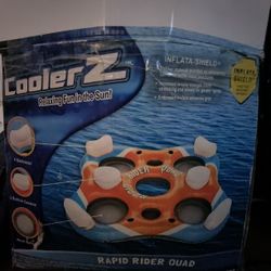 Float 4 Seat  2 Coolers