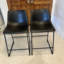 Bar/Kitchen/Island Stool With A Back