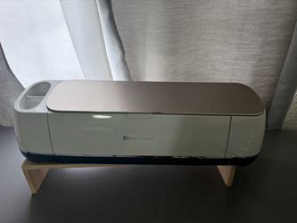 Cricut Maker Cutting Machine bundle