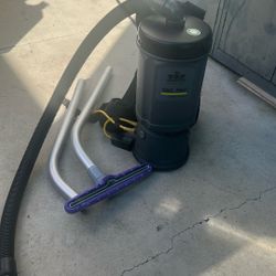 Vacuum Windsor Karcher. 