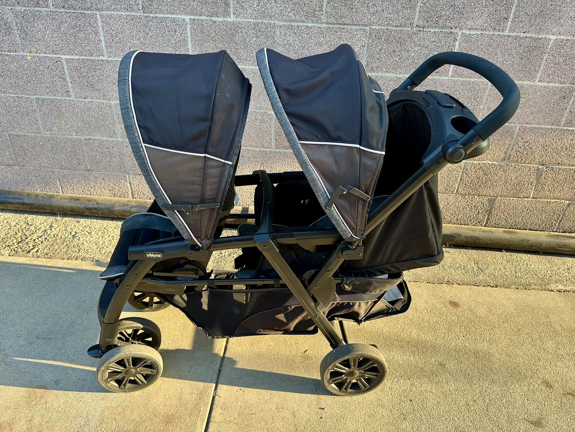 Chicco Bravo Double Stroller.