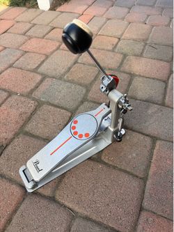 Pearl P930 Bass Drum Pedal
