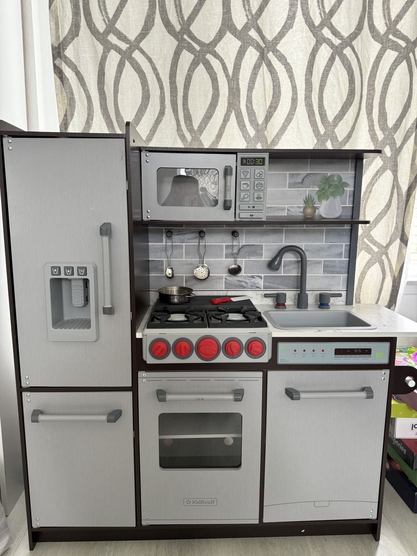 kids kitchen playset with play food set and pans 