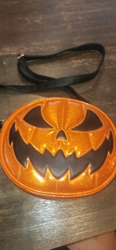 Love Pain and Stitches Pumpkin Kult Collection