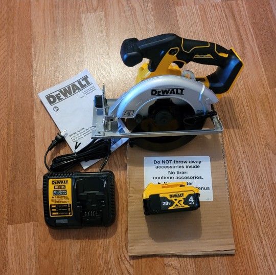 New Dewalt 20v Brushless Cordless 6.5" Circular Saw 4ah XR Battery and Charger $170 Firm Pickup Only