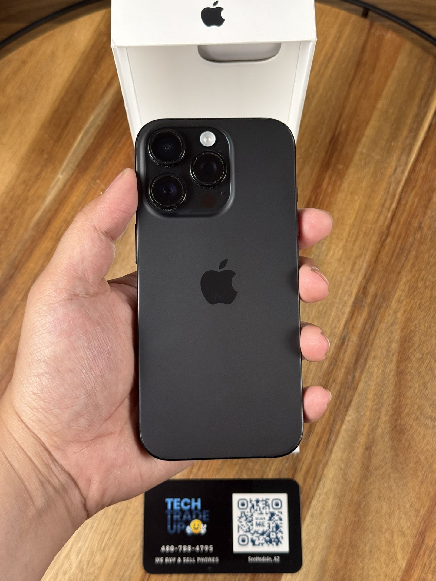 iPhone 16 Pro 128Gb Black 🖤 Unlocked *Free Delivery At Full Price*