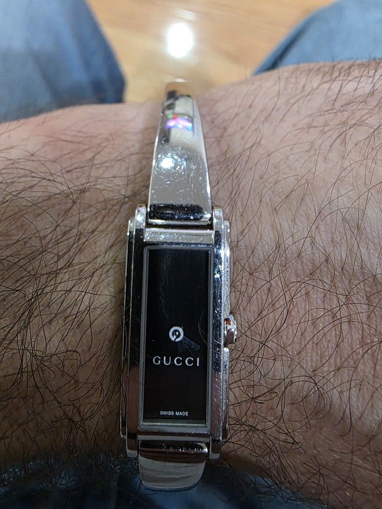 GUCCI Women's Watch Quartz Analog Black Silver 109 Used
