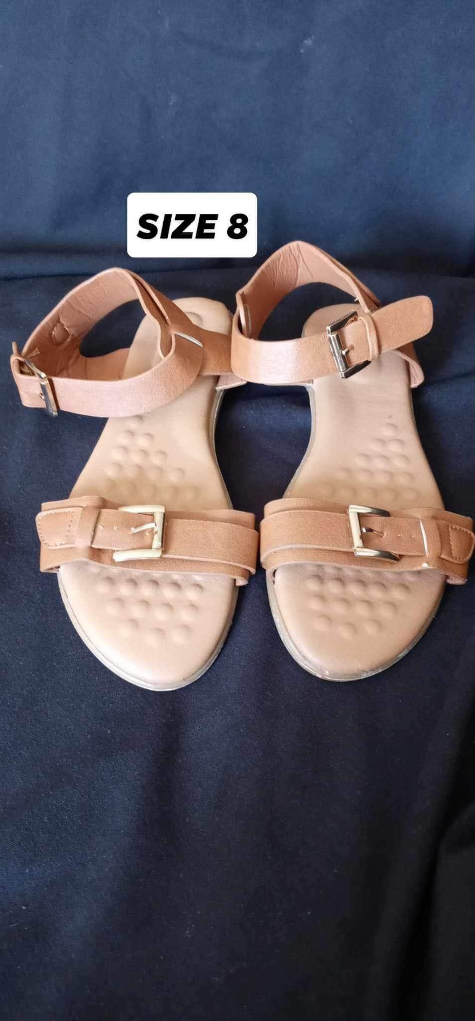 New Women’s Sandals Size 8