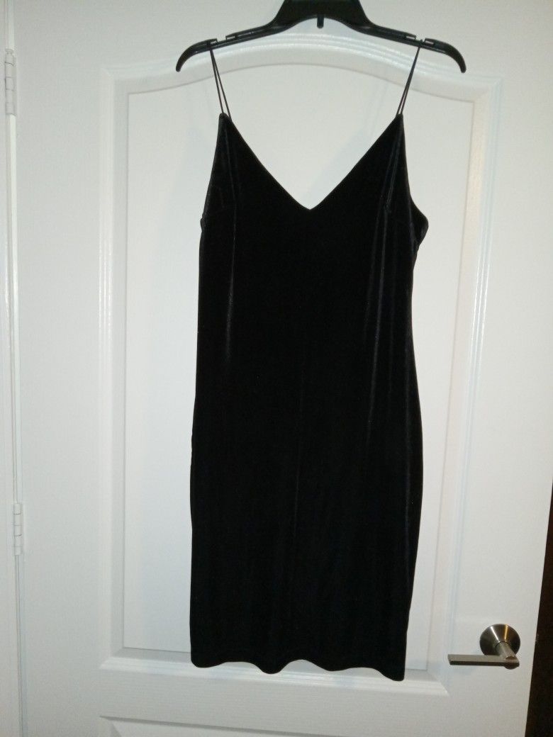 Black XL Velvet Dress