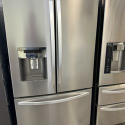 Kenmore Refrigerator 