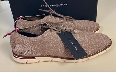 Tommy Hilfiger shoes, size 9 1/2