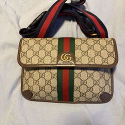Authentic Gucci  Luxurious Hand Bag