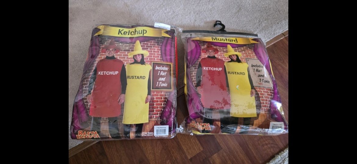 HALLOWEEN ๐ COSTUMES KETCHUP & MUSTARD