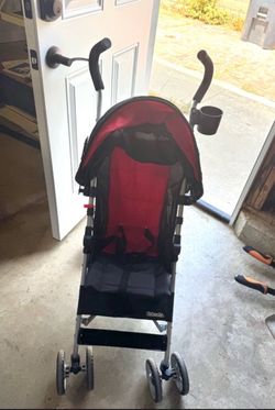 Kolcraft Umbrella Stroller with Cup Holder